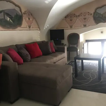 Donizetti House Apartmán