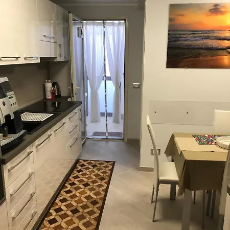 Donizetti House Apartamento Catania